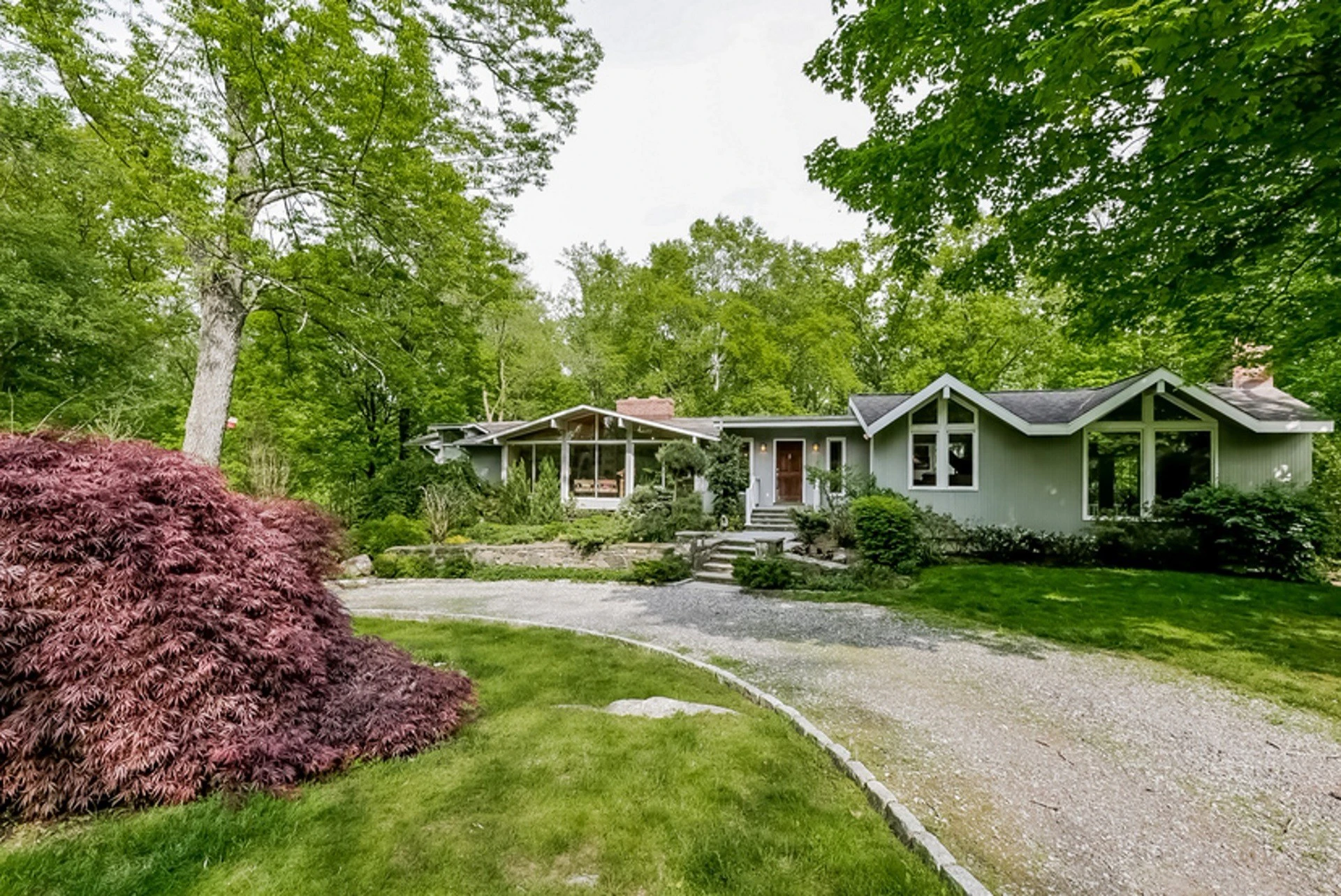 20 Audubon Lane, Greenwich, CT 06831, Presented by Elayne Jassey